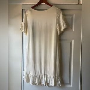 Indie Gucci dress. Silk with pleated sleeves and hem.